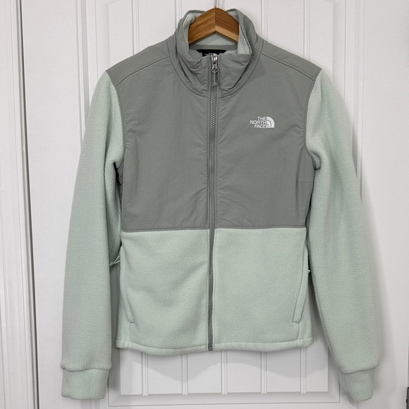 The North Face Jackets & Blazers - The North Face Women's Fleece Jacket Size Small